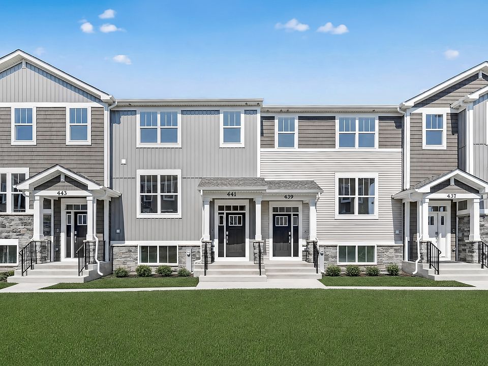 1st image of 441 Red Oak Cir
