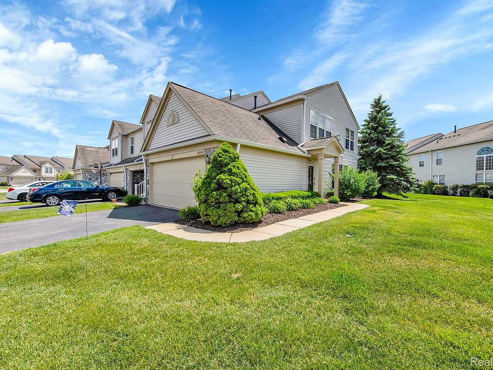 1st image of 26604 Kirkway Cir