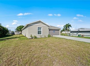 1904 NE 6th Ave, Cape Coral, FL 33909