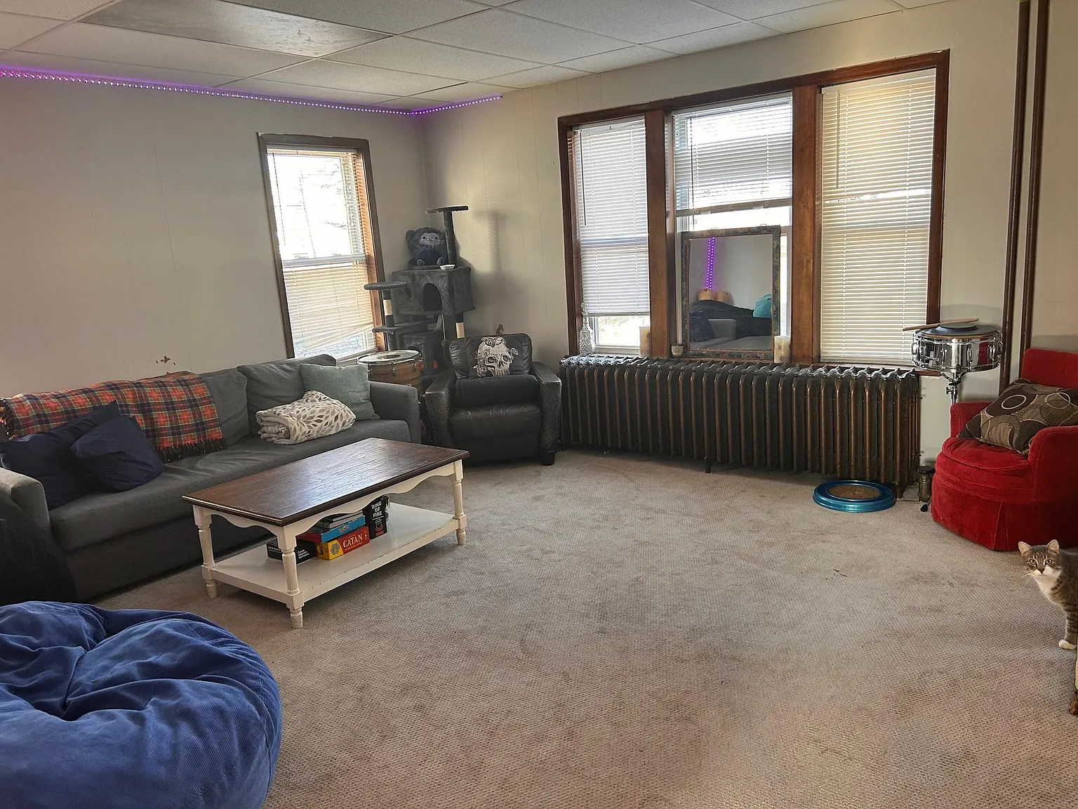 5 bed, 1980 sqft, $2,250 — Photo 3