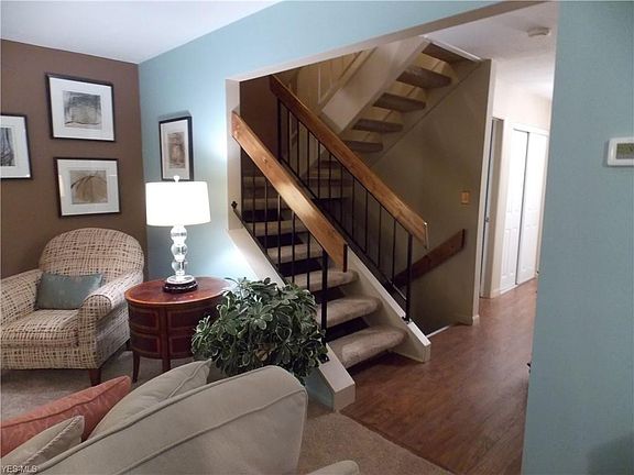 4th image of 9452 Madison Ln #113