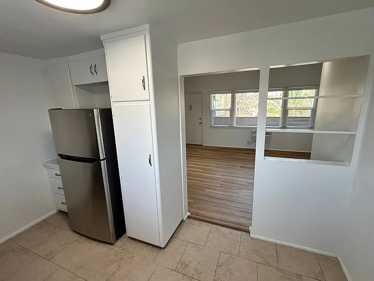 1957 Frank St / 2519 Virginia Ave — Photo 17