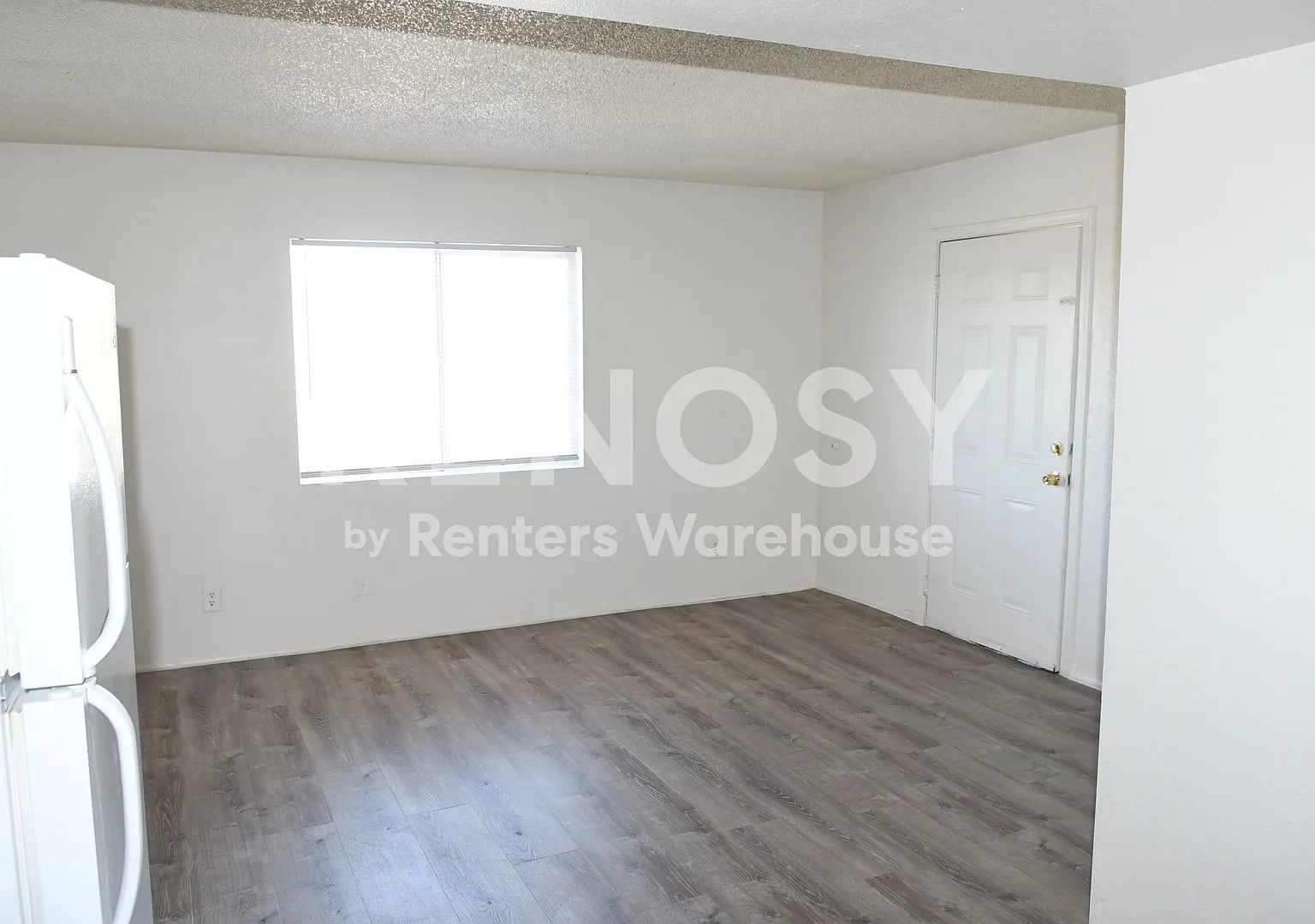 Ideal 1 Br 1 Ba Near Thomas and the 51 Behind the Children's Hospital in Phoenix — Photo 2