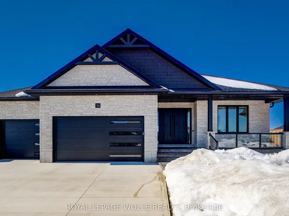 311 Orr St, Perth East, ON N5A 0G3