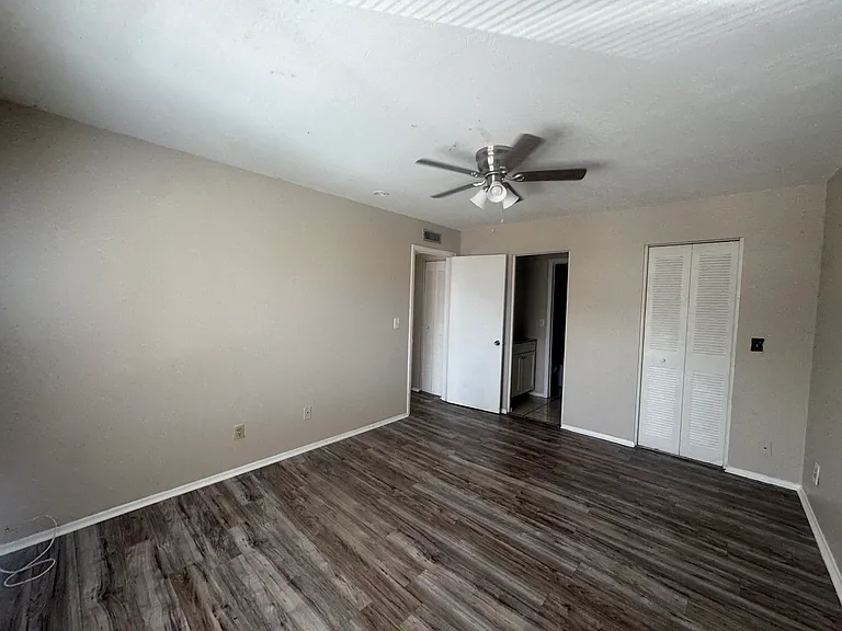 5503 Pokeweed Ct #C — Photo 18