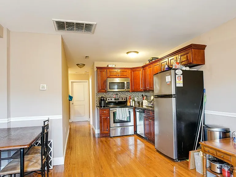 1837 N Willington St #B — Photo 5