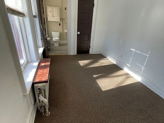 5th image of 2103 Nebraska St #5