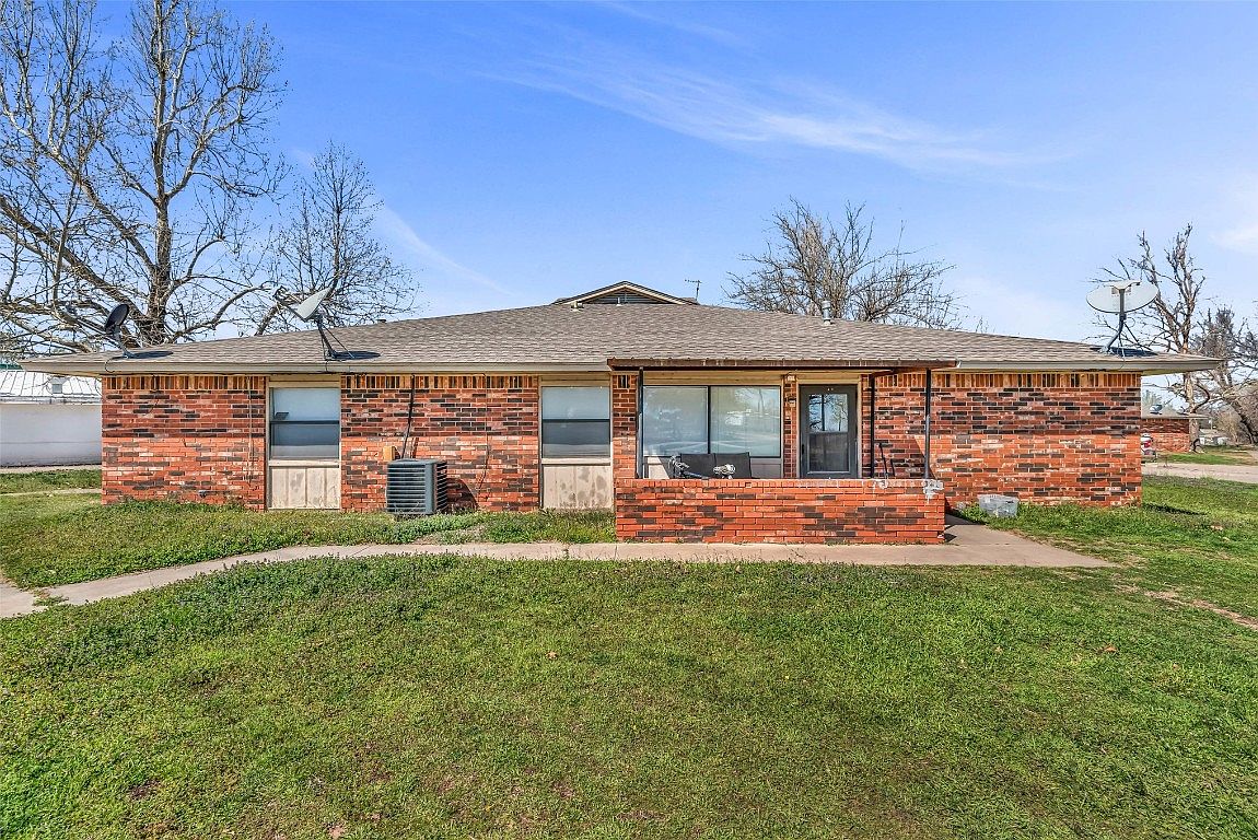 210 NW North St, Minco, OK 73059 MLS 1100563 Zillow