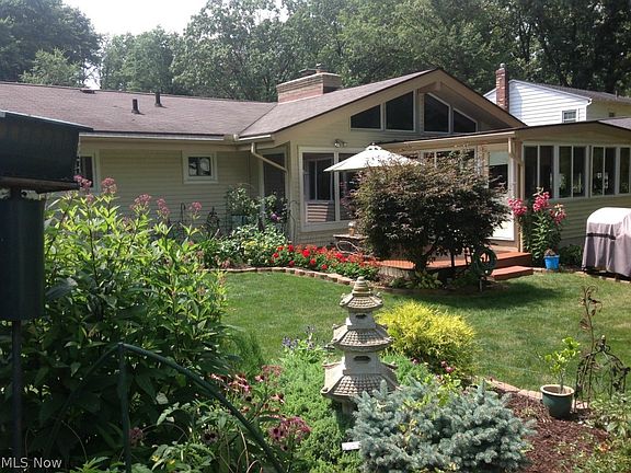 2nd image of 3777 Chesterfield Dr