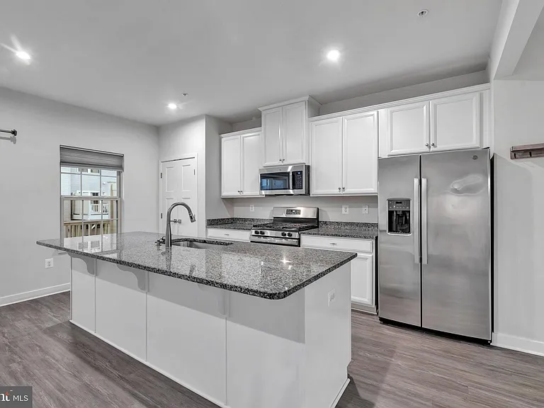 14737 Earl Mitchell Ave #E — Photo 1