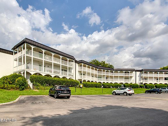 2nd image of 5709 Lyons View Pike APT 1318