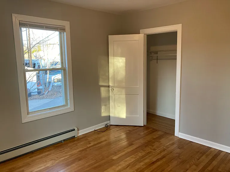 185 Calef Rd — Photo 4