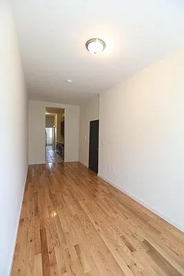 Rented by Gabriel Troncoso, LREB | media 11