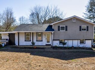 51 Aurora Dr, Powder Springs, GA 30127