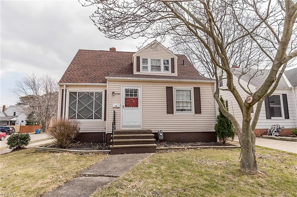 5763 W 46th St photo 1