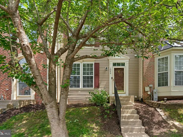 1049 Campbell Meadow Rd, Owings Mills, MD 21117