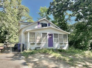 2 Whitfield St, Springfield, MA 01109