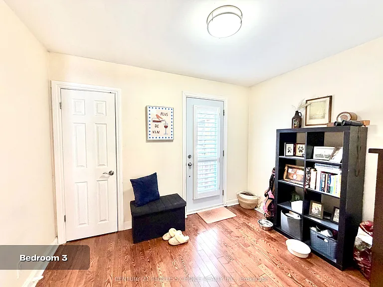 67 Highland Ave #MAIN FLOOR — Photo 17