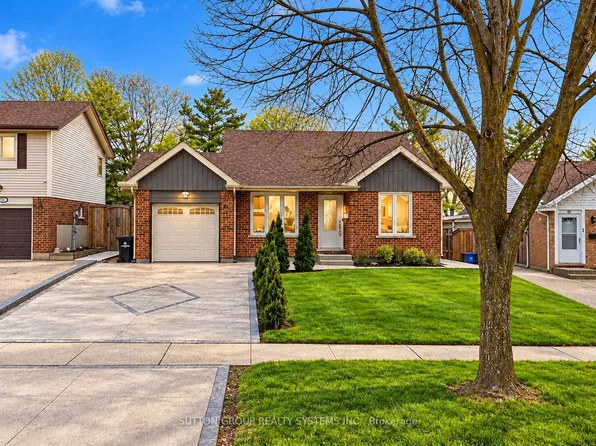 86 Carlyle Dr, Kitchener, ON N2P 1P5