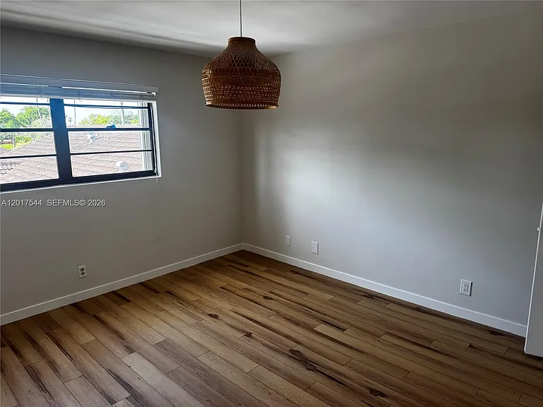 6532 NW 170th Ter — Photo 28