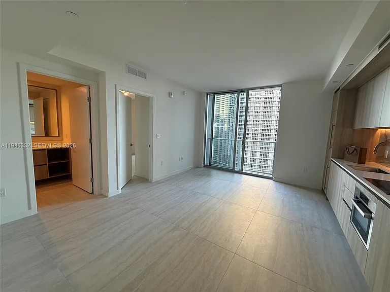 77 SE 5th St #2015 — Photo 24
