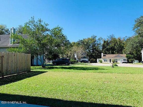 5th image of 12720 Serenade Cir S