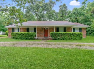 105 Navajo St, Montgomery, TX 77316