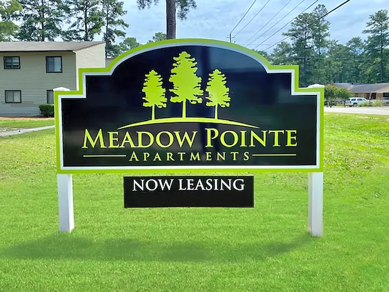 Meadow Pointe Apartments — Photo 17