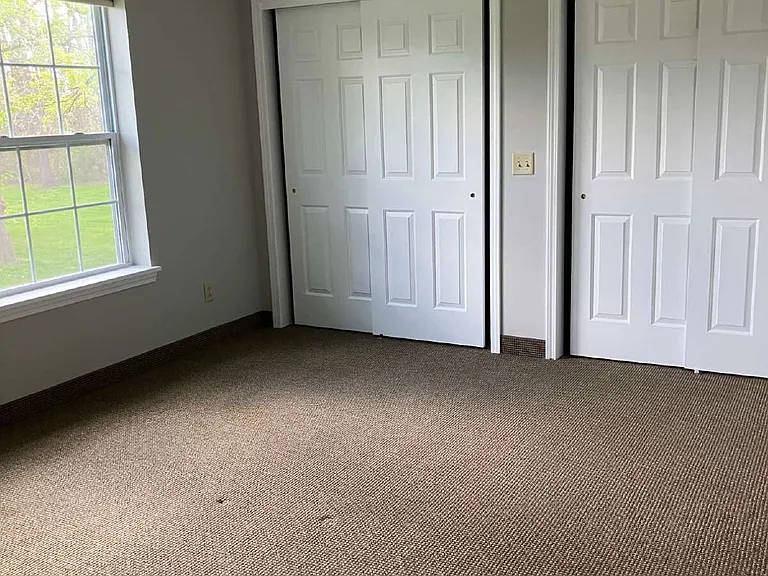 1027 Whitney Rd E #1 — Photo 13