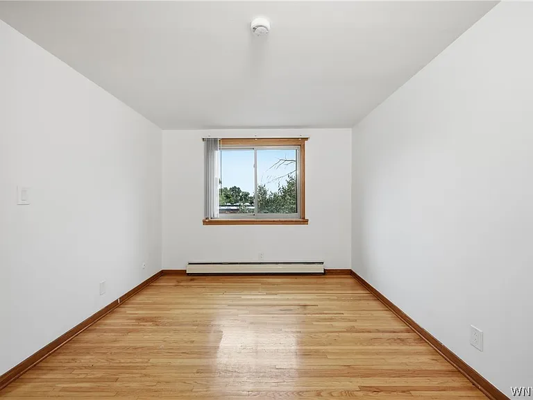 2500 Sheridan Dr #16 — Photo 12