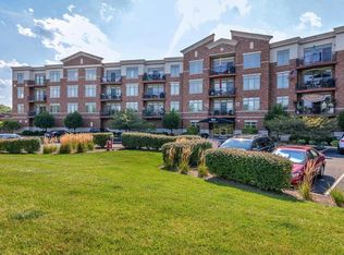 20971 Shoreline Ct APT 210, Noblesville, IN 46062
