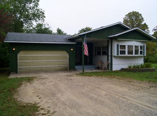 1595 Groveland Ave, Gaylord, MI 49735