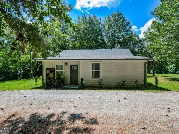 9518 Kraft Dr, Winston, GA 30187