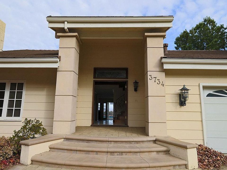 1st image of 3734 Gleneagles Dr