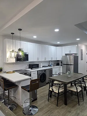 Rented by Kasin Management | media 28