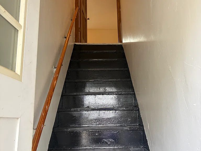 316 High View St #B — Photo 2