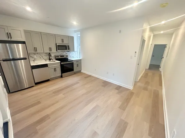 2725 W Girard Ave, Philadelphia, PA