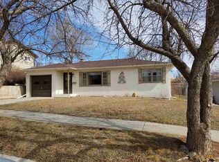 306 N 39th St, Rapid City, SD 57702