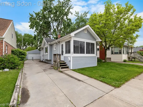 255 Madison Ave, Clawson, MI 48017