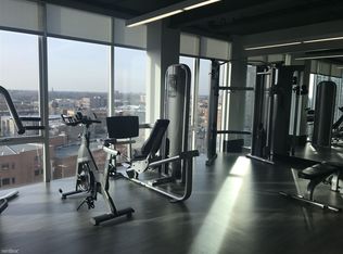 700 W Sheridan Rd #P-8, Chicago, IL 60613