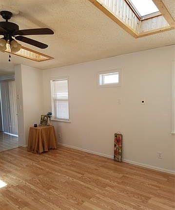 4th image of 125 Mojave Way