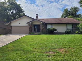 8440 E 64th Pl, Tulsa, OK 74133