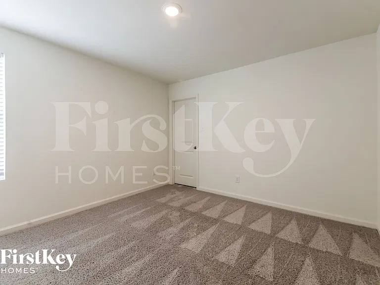 1822 Sandlin Dr — Photo 14