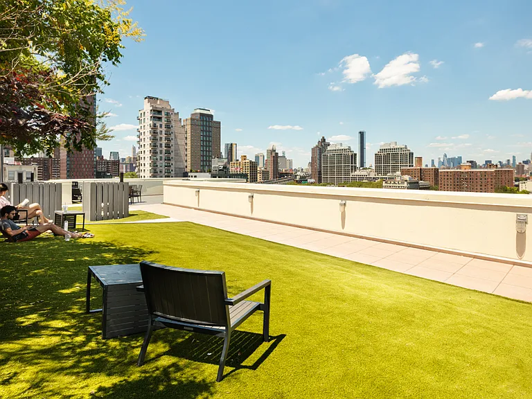 277 Gold St #PHK — Photo 10