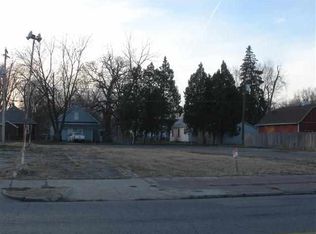 1616 N 13th St, Terre Haute, IN 47804