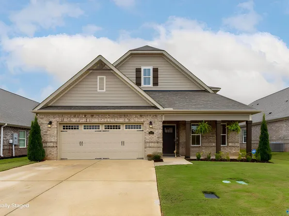 15587 Ironcrest Dr, Harvest, AL 35749