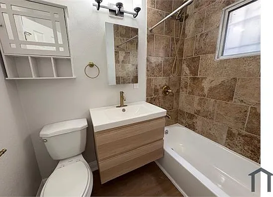 8414 S Figueroa St #9 — Photo 7