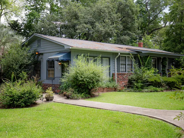 66 Elizabeth St, Bamberg, SC 29003