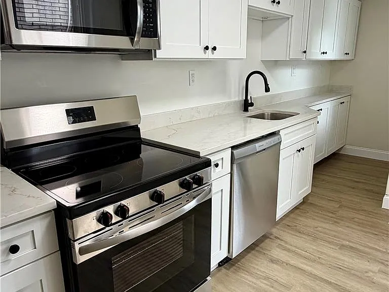 129 N Ellsworth St — Photo 4