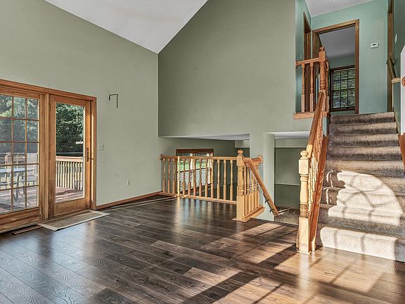 5th image of 39292 Homestead Ave